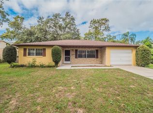 2713 Oak Lynn St, Eustis, FL 32726