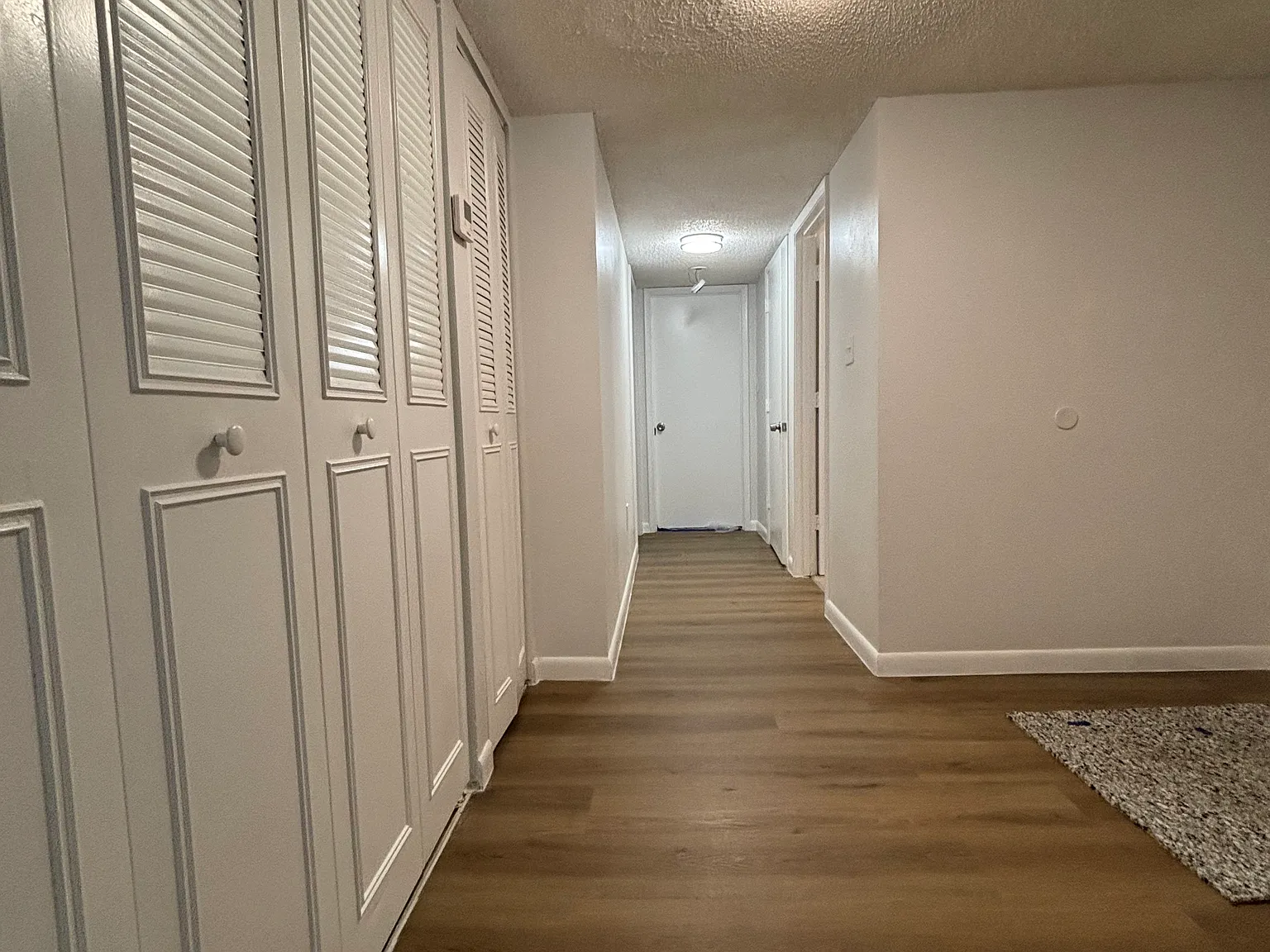 2 bed, 1115 sqft, $1,825 — Photo 2