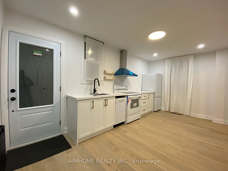 98 Hope Ave #2 — Photo 4