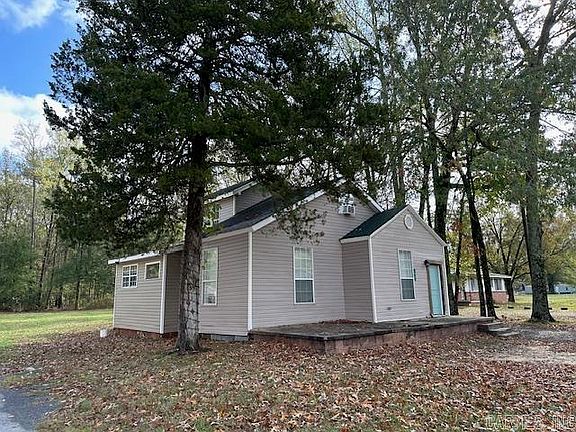3rd image of 12704 Macarthur Dr
