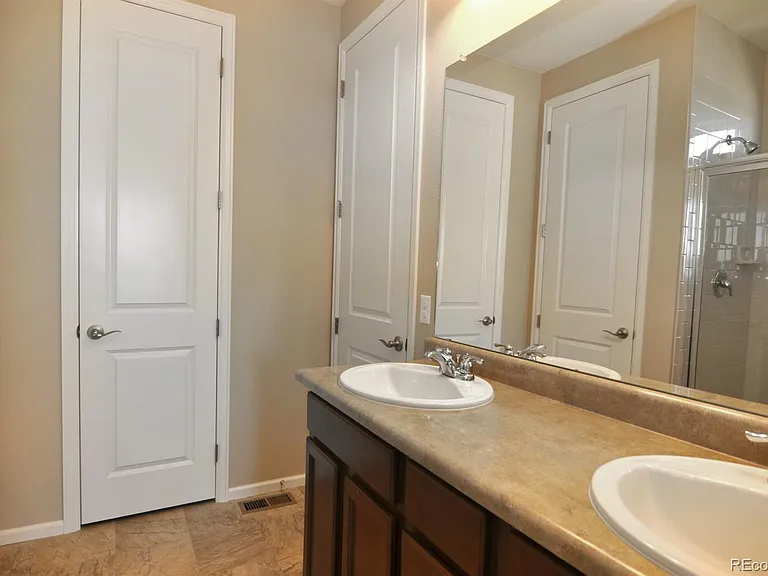 1913 S Cathay Way — Photo 12