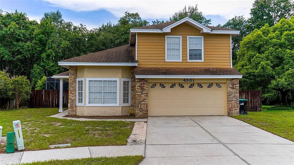 3 bed, 2.5 bath, 1487 sqft, $2,700 — Photo 1