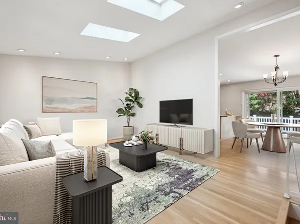 11410 Cam Ct, Kensington, MD 20895