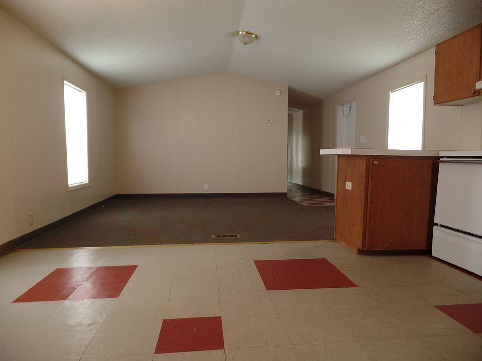 2nd image of 3535 Roberts Ave Lot 113