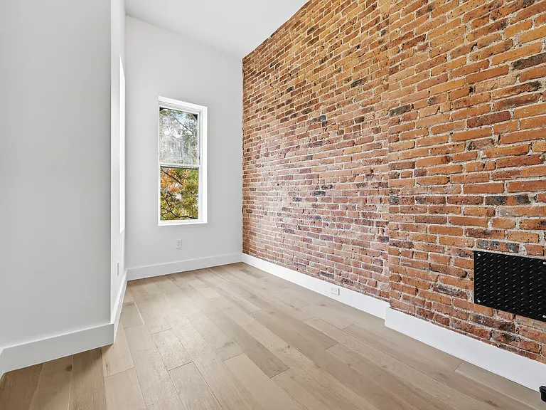 1584 Dekalb Ave #2B — Photo 11