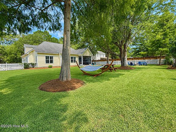 5th image of 3943 Appleton Way