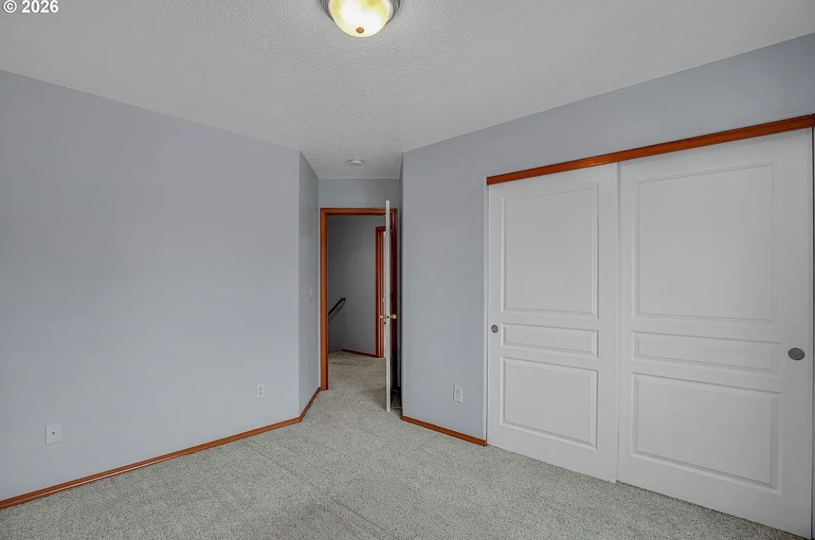 SE 88th Ave, Portland — Photo 4