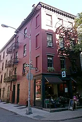 Rented by Manhattan Modern