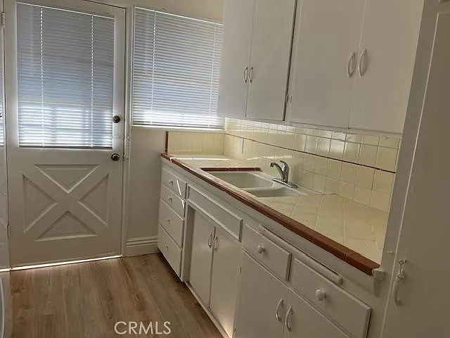 1 bed, 700 sqft, $1,975 — Photo 4