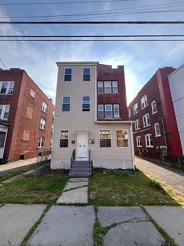 26-28 Groton St #2 Photo 1 26-28 Groton St #2 Photo 1