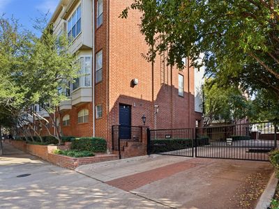 2902 State St APT 5, Dallas, TX, 75204