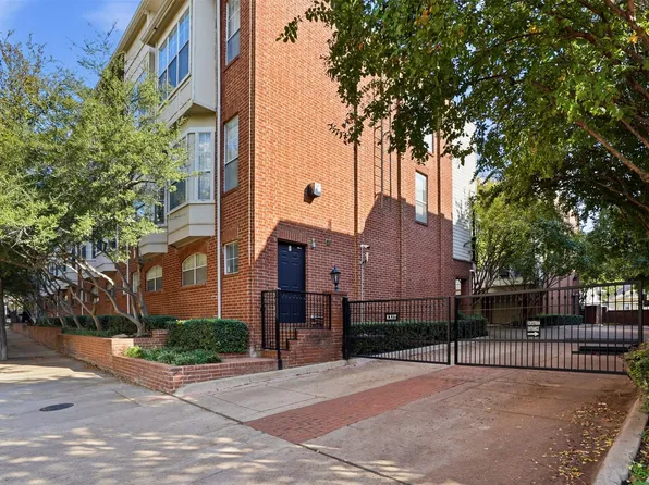 2902 State St APT 5, Dallas, TX 75204
