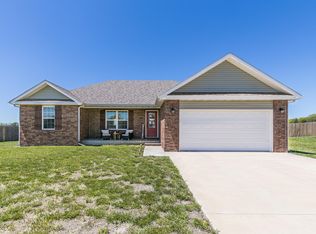 4695 S 125th Rd, Bolivar, MO 65613