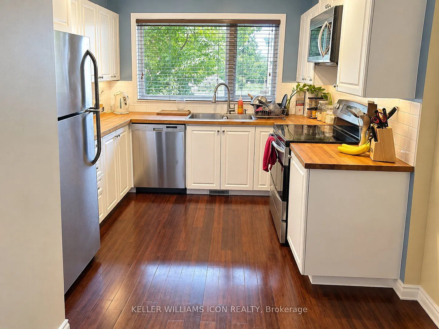 3 bed, $3,100 — Photo 2