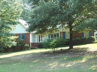 70 Lobhaugh Ln, Oxford, GA 30054