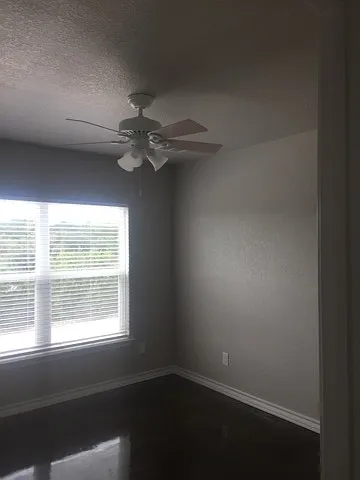 bedroom 3 with no furniture