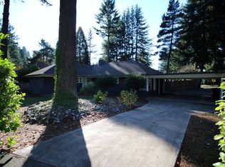 505 Iron Mountain Blvd, Lake Oswego, OR 97034