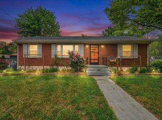 5001 Hildebrand Rd NW, Roanoke, VA 24012