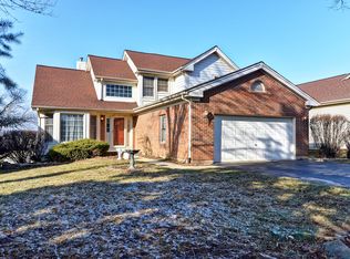 650 Golfers Ln, Bartlett, IL