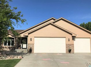 6405 S Venita Ave, Sioux Falls, SD 57108