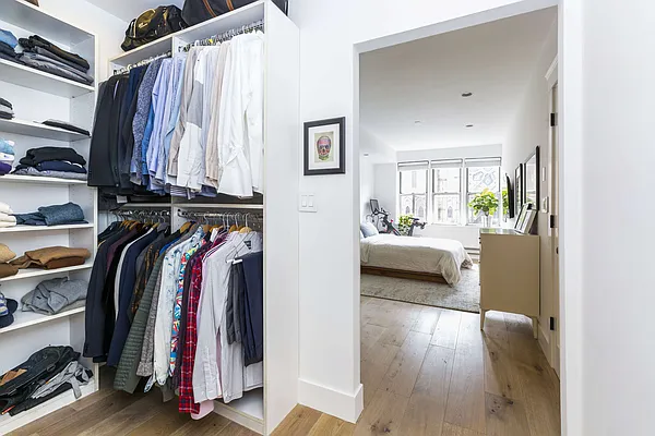 Sold by Compass | media 4