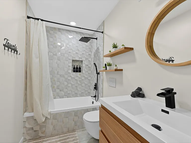 5912 Harvest Hill Rd — Photo 20
