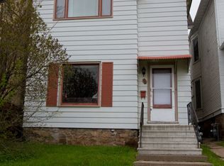 1121 E 4th St, Duluth, MN 55805