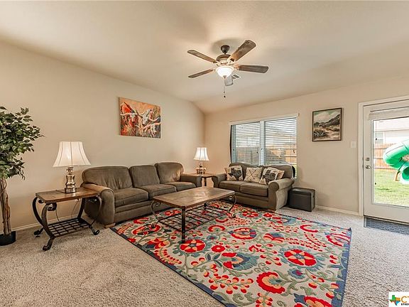 4th image of 1572 Gateshead Dr