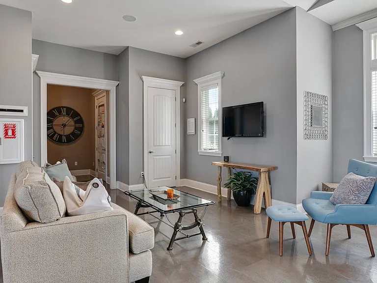 HilliardSummit_2021_Clubhouse_04
