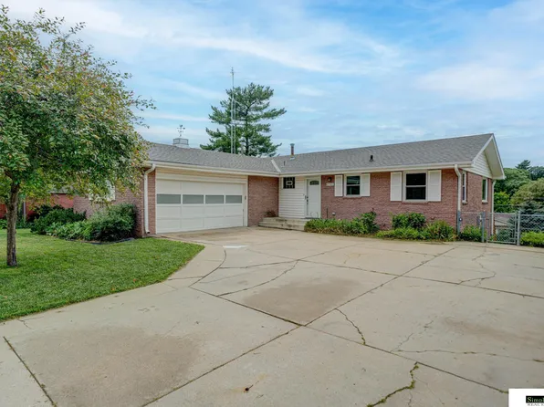 4141 S 31st St, Lincoln, NE 68502