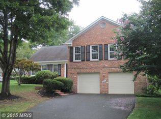 8997 Parliament Dr, Burke, VA 22015