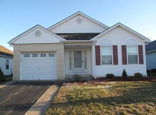 12 Cardigan Dr, Toms River, NJ 08757