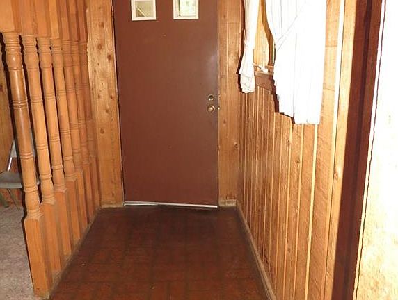 2nd image of 8613 Manderley Dr