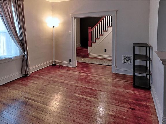 4th image of 3202 N Taylor Ave