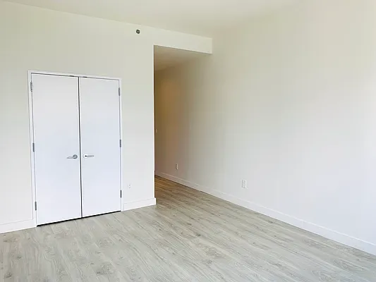 Rented by Algin Management | media 27