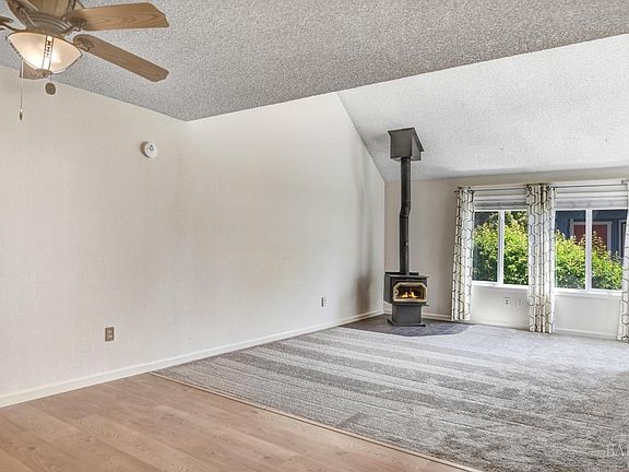 3rd image of 5012 Country Club Drive