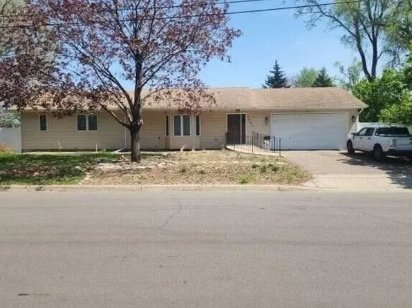 1064 Felix St, West Saint Paul, MN 55118