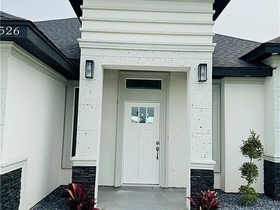 4th image of 526 Kiki St