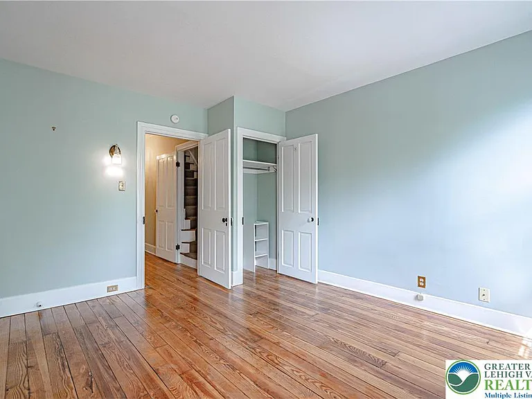 239 E Church St — Photo 24