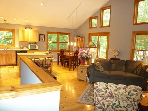 3rd image of 8673 Hill Lake Dr