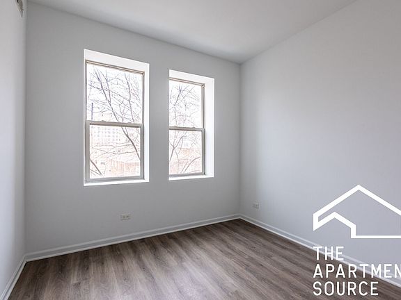 5th image of 5054 N Winthrop Ave APT 201