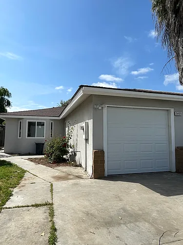 5455 W Santa Ana Ave Photo 1
