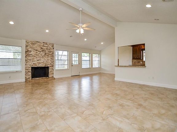 5th image of 3114 Frontier Dr