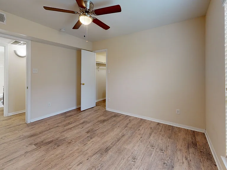 Addison Apartments at the Park — Photo 77