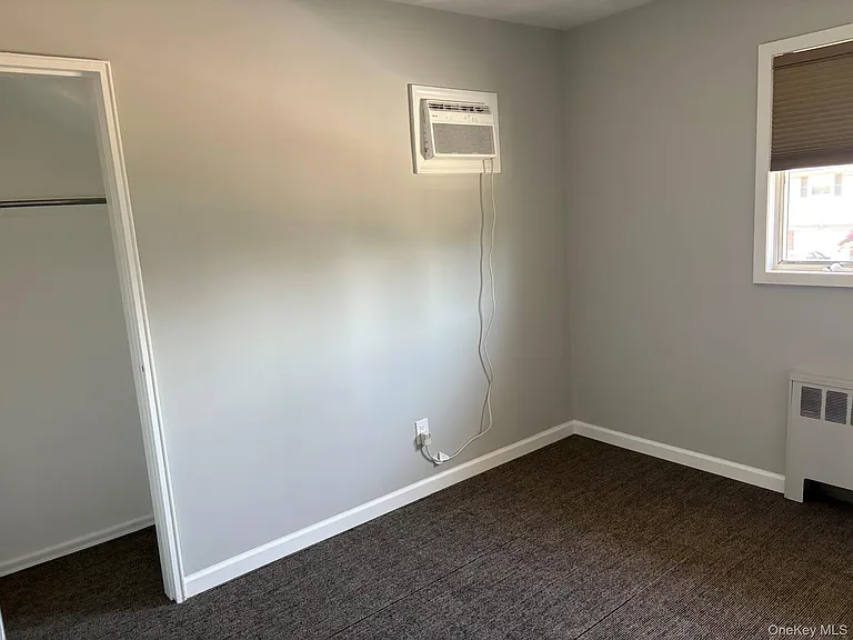 393 N Virginia Ave — Photo 15