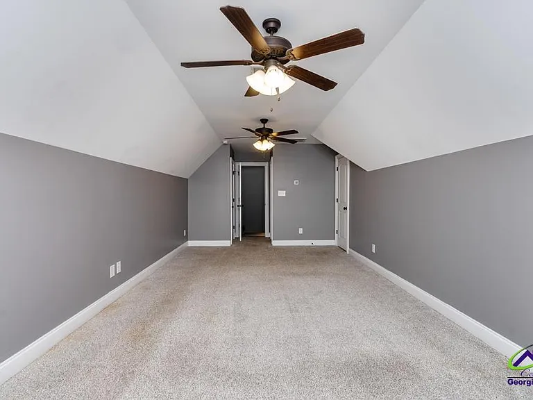 1052 Chattahoochee Dr — Photo 41
