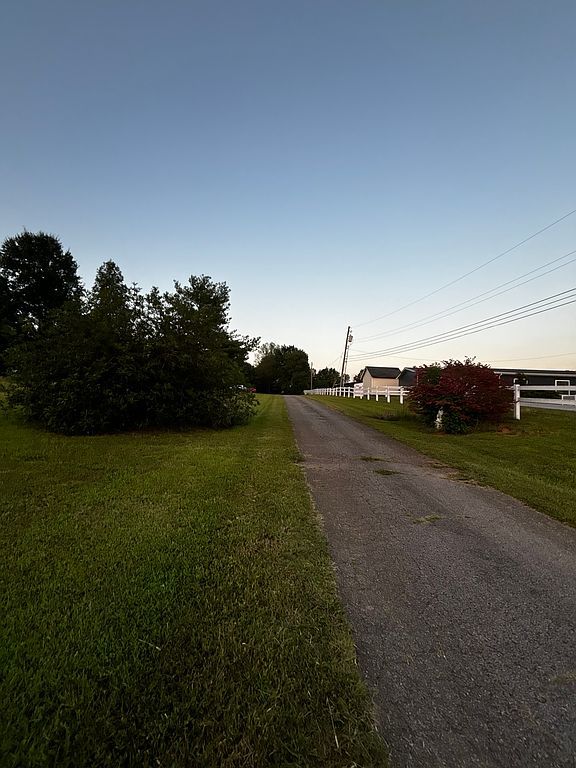 7174 N Dixie Hwy - Property Image
