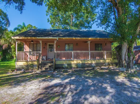 2315 28th Ave SW, Vero Beach, FL 32968