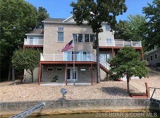 228 Bur Oaks Dr, Camdenton, MO 65020