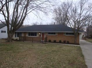 110 Saint Richards Ct, Swanton, OH 43558